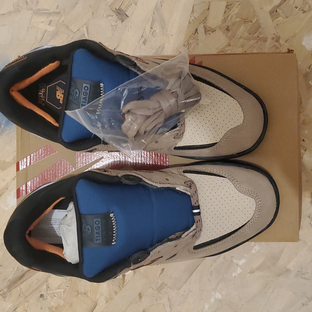 New Balance Numeric Tiago Lemos 1010 Size 11 Skate Shoes Tan/Blue/Black - Picture 3 of 5
